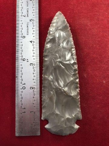 BENTON     INDIAN ARTIFACT ARROWHEAD (1 of 3)