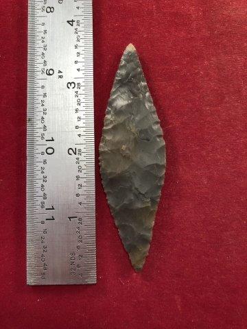 HARAHAY     INDIAN ARTIFACT ARROWHEAD (1 of 3)