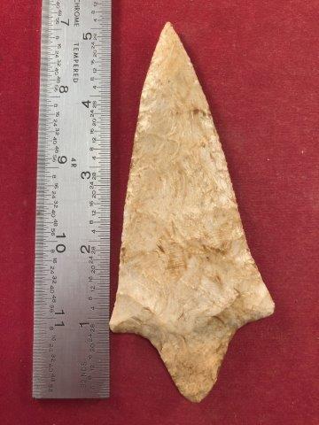 DICKSON     INDIAN ARTIFACT ARROWHEAD (1 of 3)