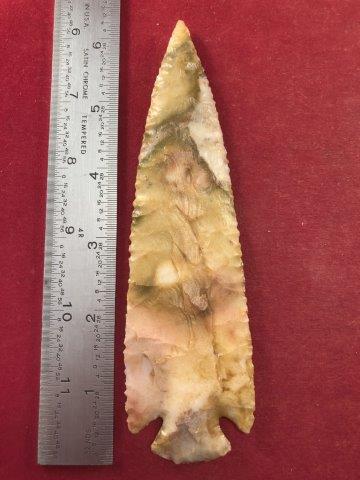 LOST LAKE     INDIAN ARTIFACT ARROWHEAD (1 of 3)