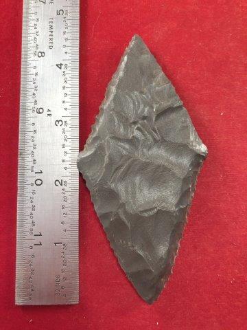 HARAHAY     INDIAN ARTIFACT ARROWHEAD (1 of 3)