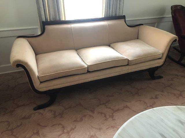 Duncan Phyfe Sofa: This sofa is is great condition. Will make anyone's living room beautiful.