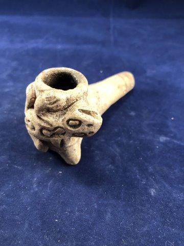 LIZZARD EFFIGY PIPE     INDIAN ARTIFACT ARROWHEAD (1 of 4)