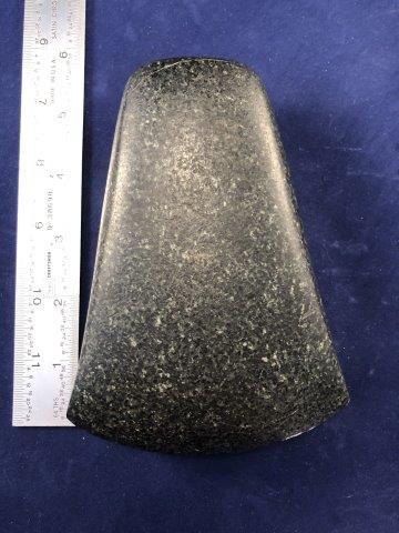 CELT     INDIAN ARTIFACT ARROWHEAD (1 of 3)