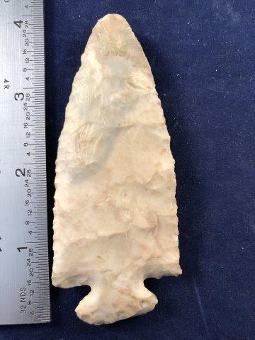 DOVETAIL INDIAN ARTIFACT ARROWHEAD: THIS BEAUTIFUL NATIVE AMERICAN INDIAN ARTIFACT IS 4 INCHES LONG. IT IS FROM PIKE COUNTY ILLINOIS. IT WILL MAKE A GREAT ADDITION TO YOUR COLLECTION! KEY WORDS: NATIVE AMERICAN INDIAN ARTIFACT ARTIFACTS