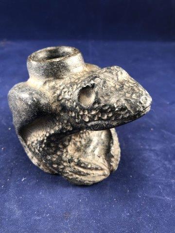 FROG EFFIGY STONE PIPE     INDIAN ARTIFACT ARROWHEAD (1 of 7)