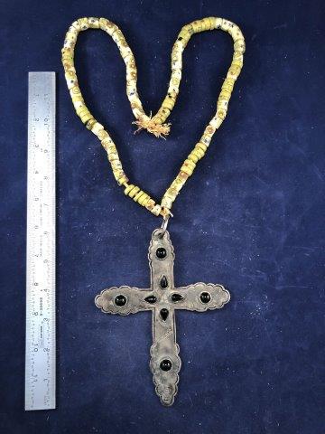 HUDSON BAY TRADE BEAD NECKLACE     INDIAN ARTIFACT (1 of 5)