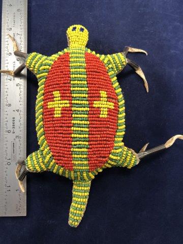BEADED TURTLE FETISH     INDIAN ARTIFACT ARROWHEAD (1 of 3)