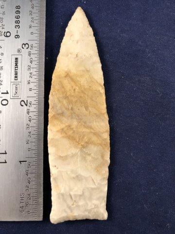 PLAINVIEW     INDIAN ARTIFACT ARROWHEAD (1 of 3)