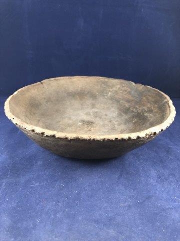 MISSISSIPPIAN PIE CRUST BOWL     POTTERY (1 of 4)