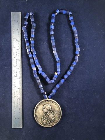 JOHN MADISON PEACE MEDAL TRADE NECKLACE     INDIAN (1 of 3)