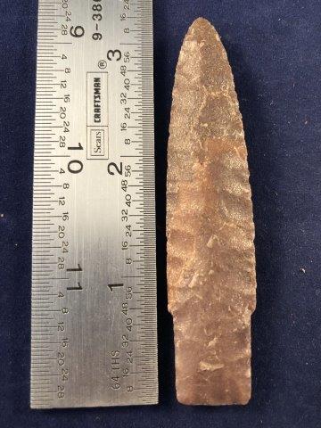 SCOTTSBLUFF     INDIAN ARTIFACT ARROWHEAD (1 of 3)
