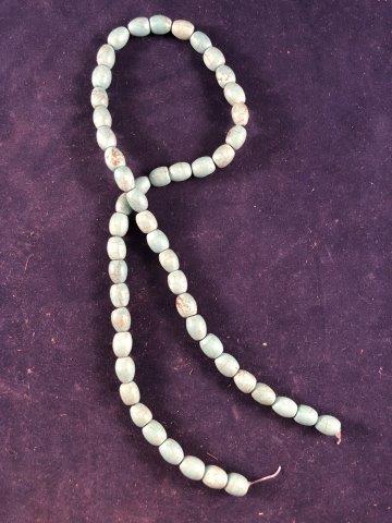TRADE BEAD NECKLACE     INDIAN ARTIFACT ARROWHEAD (1 of 1)