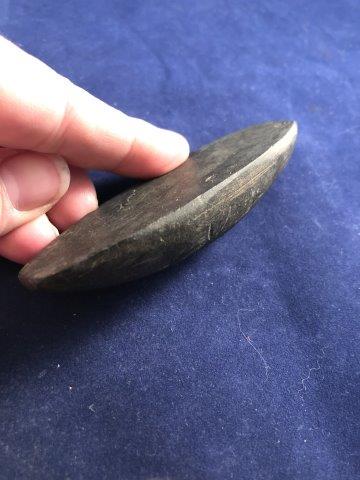 BOATSTONE    INDIAN ARTIFACT ARROWHEAD (1 of 6)