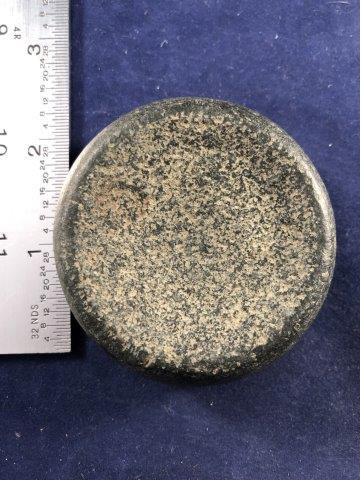 DISCOIDAL    INDIAN ARTIFACT ARROWHEAD (1 of 4)