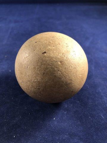 GAME BALL    INDIAN ARTIFACT ARROWHEAD (1 of 3)