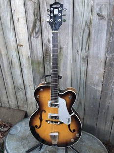 GRETSCH ANNIVERSARY 1883-1993 MODEL 6117 WITH CASE: THIS BEAUTIFUL GUITAR IS FROM ANTHONY "TONY HUNT'S PERSONAL COLLECTION. HE WAS A WELL KNOWN MAKER OF FINE HANDMADE GUITARS & ALL AROUND GUITAR ENTHUSIAST. TONY HIMSELF WAS A LONG TIME FRIEND OF NOKIE