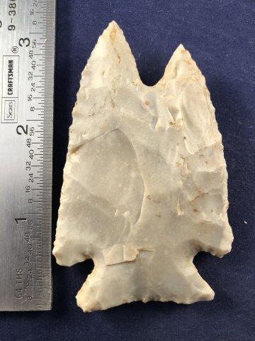 ECCENTRIC    INDIAN ARTIFACT ARROWHEAD (1 of 3)