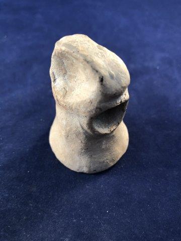 CLAY PIPE     INDIAN ARTIFACT ARROWHEAD (1 of 5)