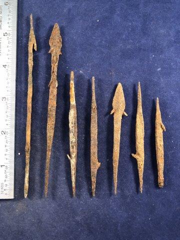 BAG OF 7 IRON AGE FISHING SPEAR TIPS     INDIAN (1 of 1)