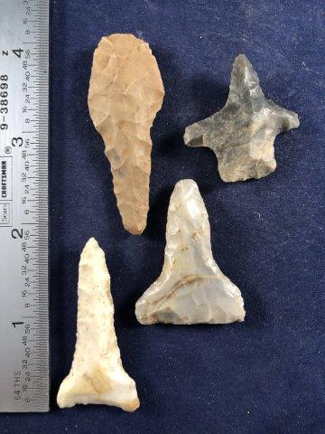 4 ARKANSAS POINTS     INDIAN ARTIFACT ARROWHEAD (1 of 1)