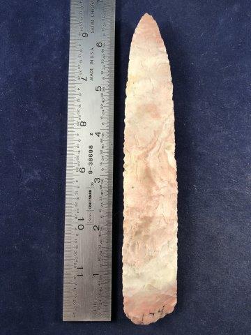 AGATE BASIN     INDIAN ARTIFACT ARROWHEAD (1 of 3)