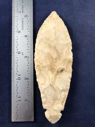 TURKEY TAIL INDIAN ARTIFACT ARROWHEAD: THIS BEAUTIFUL NATIVE AMERICAN INDIAN ARTIFACT IS 5&1/4 INCHES LONG. IT IS FROM MISSOURI. IT WILL MAKE A GREAT ADDITION TO YOUR COLLECTION! KEY WORDS: NATIVE AMERICAN INDIAN ARTIFACT ARTIFACTS ARROWHE