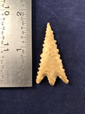 ARROW POINT     INDIAN ARTIFACT ARROWHEAD (1 of 3)