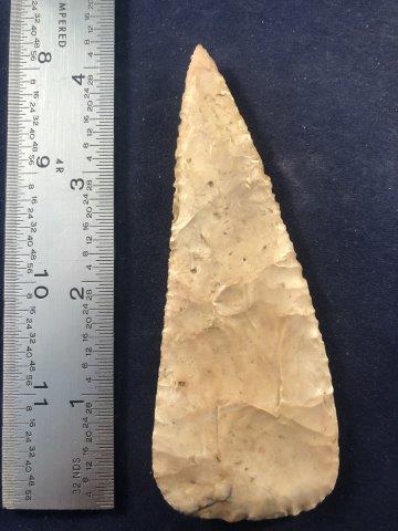 COBBS     INDIAN ARTIFACT ARROWHEAD (1 of 3)