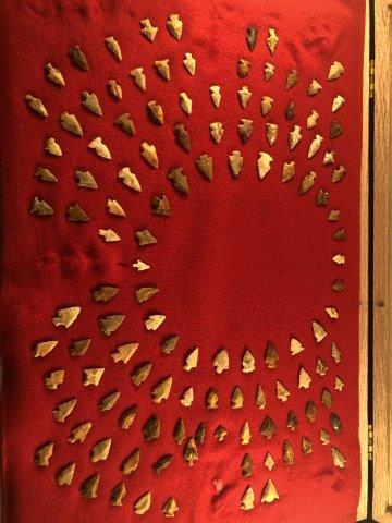 GROUP OF AR BIRD POINTS      INDIAN ARTIFACT ARROWHEAD (1 of 6)