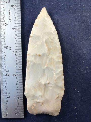 HOLLAND     INDIAN ARTIFACT ARROWHEAD (1 of 3)