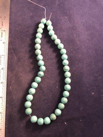 TRADE BEADS INDIAN ARTIFACT ARROWHEAD: IT WILL MAKE A GREAT ADDITION TO YOUR COLLECTION! KEY WORDS: NATIVE AMERICAN INDIAN ARTIFACT ARTIFACTS ARROWHEAD ARROWHEADS MISSISSIPPIAN QUAPAW CADDO POTTERY