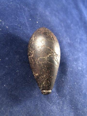 HEMATITE PLUMMET     INDIAN ARTIFACT ARROWHEAD (1 of 2)
