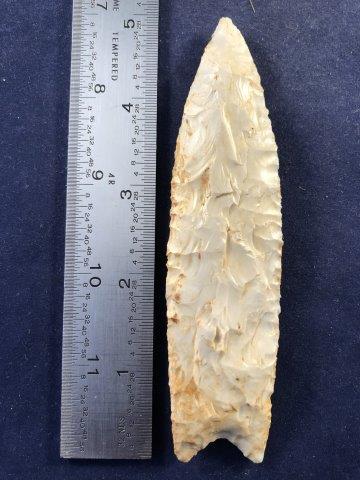 CLOVIS     INDIAN ARTIFACT ARROWHEAD (1 of 3)