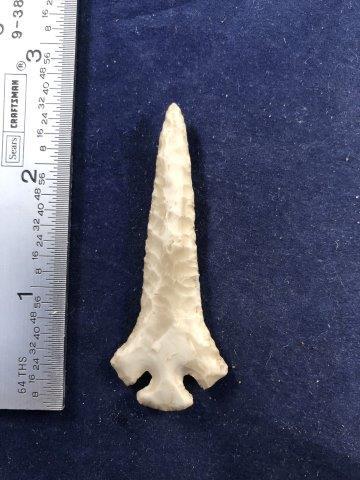 AGEE     INDIAN ARTIFACT ARROWHEAD (1 of 3)
