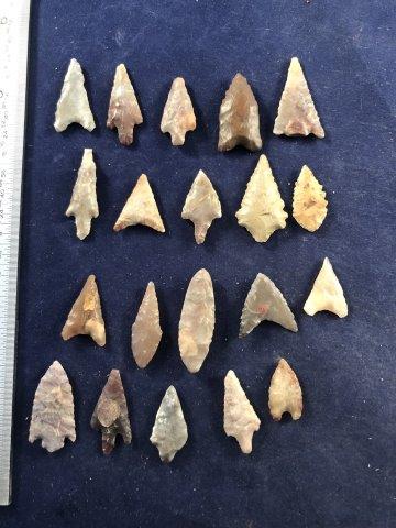 20 ARROW POINTS     INDIAN ARTIFACT ARROWHEAD (1 of 1)