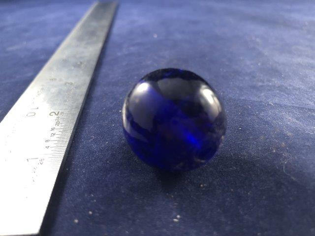 COLBALT BLUE TRADE BEAD     INDIAN ARTIFACT ARROWHEAD (1 of 1)