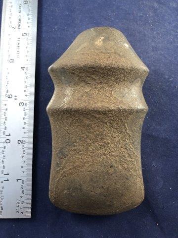 GROOVED AXE INDIAN ARTIFACT ARROWHEAD: THIS BEAUTIFUL NATIVE AMERICAN INDIAN ARTIFACT IS 4&5/8 INCHES LONG. IT IS FROM ILLINOIS. IT WILL MAKE A GREAT ADDITION TO YOUR COLLECTION! KEY WORDS: NATIVE AMERICAN INDIAN ARTIFACT ARTIFACTS ARROWHE