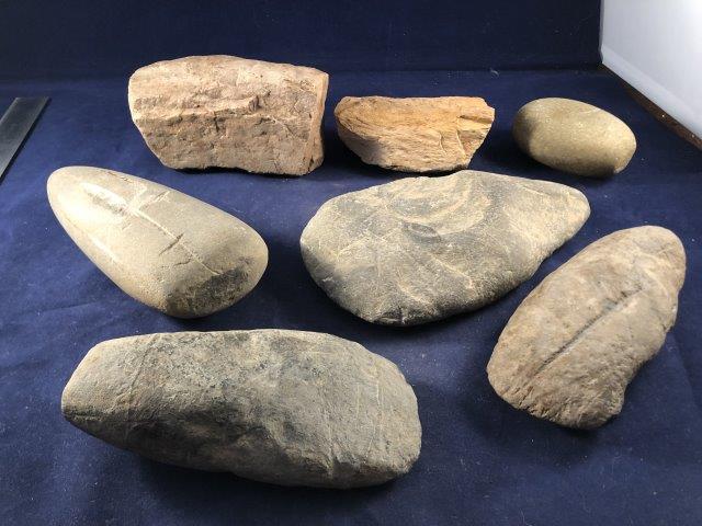 7 CELTS     INDIAN ARTIFACT ARROWHEAD (1 of 1)