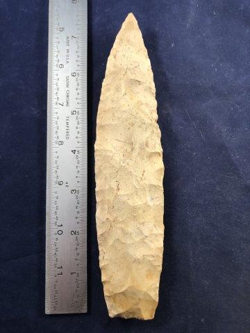 AGATE BASIN     INDIAN ARTIFACT ARROWHEAD (1 of 3)