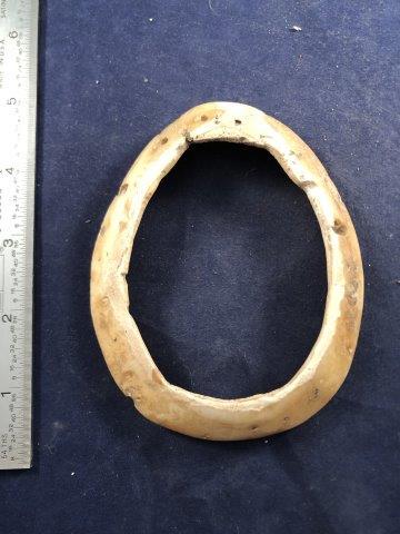 RARE SHELL BRACELET     INDIAN ARTIFACT ARROWHEAD (1 of 3)