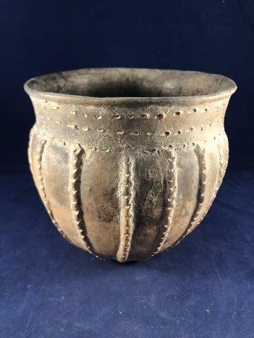 RARE DESIGN CADDO JAR   POTTERY (1 of 4)