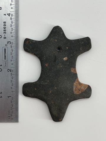 LIZZARD EFFIGY PENDANT         INDIAN ARTIFACT (1 of 3)