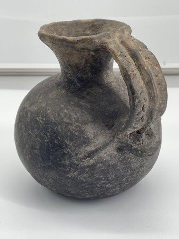 FROG HANDLE EFFIGY WATERBOTTLE     INDIAN ARTIFACT (1 of 5)