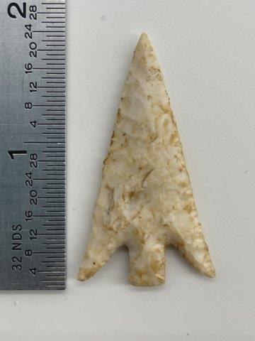 ARROW POINT      INDIAN ARTIFACT ARROWHEAD (1 of 3)