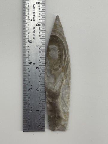 AGATE BASIN      INDIAN ARTIFACT ARROWHEAD (1 of 3)