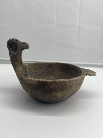 HAWK EFFIGY BOWL      INDIAN ARTIFACT ARROWHEAD (1 of 5)