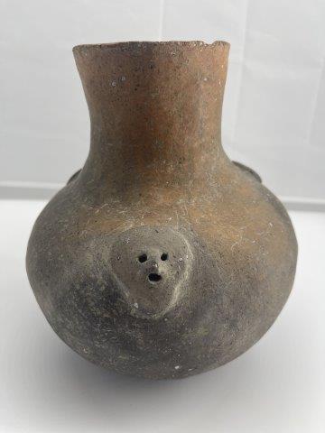 MEDALLION FACE EFFIGY WATERBOTTLE      INDIAN ARTIFACT (1 of 5)