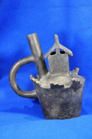 CHIMU BLOCKWARE HOUSE EFFIGY BOTTLE      INDIAN (1 of 6)