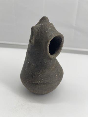 HOODED EFFIGY       INDIAN ARTIFACT ARROWHEAD (1 of 6)